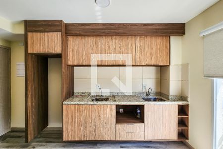 Cozinha de kitnet/studio à venda com 1 quarto, 26m² em Vila Nilo, São Paulo