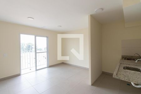 Quarto/Cozinha de kitnet/studio à venda com 1 quarto, 26m² em Vila Nilo, São Paulo