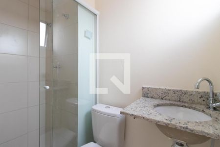 Banheiro de kitnet/studio à venda com 1 quarto, 26m² em Vila Nilo, São Paulo