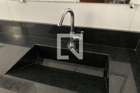 Apartamento para alugar com 70m², 2 quartos e 1 vaga Apartamento para alugar com 70m², 2 quartos e 1 vagaBanheiro Suite