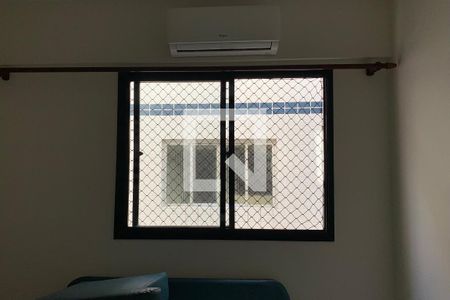 Vista Sala de apartamento para alugar com 2 quartos, 70m² em Aviação, Praia Grande
