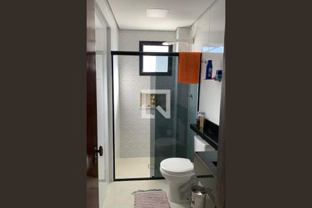 Apartamento para alugar com 70m², 2 quartos e 1 vaga Apartamento para alugar com 70m², 2 quartos e 1 vagaBanheiro Suite