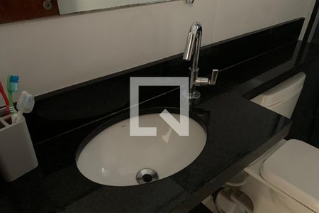 Apartamento para alugar com 70m², 2 quartos e 1 vaga Apartamento para alugar com 70m², 2 quartos e 1 vagaBanheiro