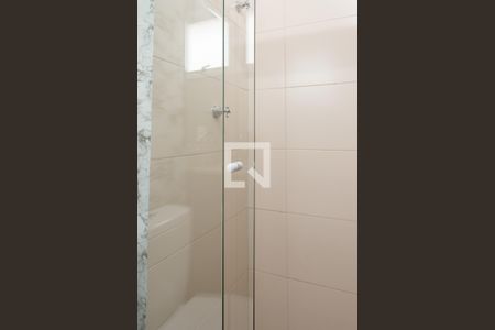 Banheiro de kitnet/studio à venda com 0 quarto, 26m² em Vila Nilo, São Paulo