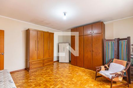 Casa à venda com 209m², 3 quartos e 4 vagas Casa à venda com 209m², 3 quartos e 4 vagasQuarto 2