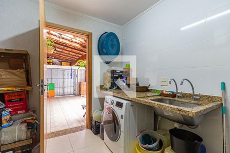 Casa à venda com 209m², 3 quartos e 4 vagas Casa à venda com 209m², 3 quartos e 4 vagasÁrea de Serviço