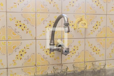 Casa à venda com 200m², 5 quartos e 3 vagas Casa à venda com 200m², 5 quartos e 3 vagasCozinha - Torneira