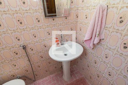 Casa à venda com 200m², 5 quartos e 3 vagas Casa à venda com 200m², 5 quartos e 3 vagasBanheiro Social 2 (2º andar)