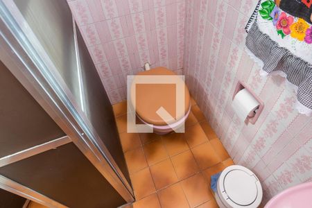 Casa à venda com 200m², 5 quartos e 3 vagas Casa à venda com 200m², 5 quartos e 3 vagasBanheiro de Serviço