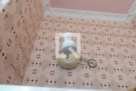 Casa à venda com 200m², 5 quartos e 3 vagas Casa à venda com 200m², 5 quartos e 3 vagasBanheiro da Suíte