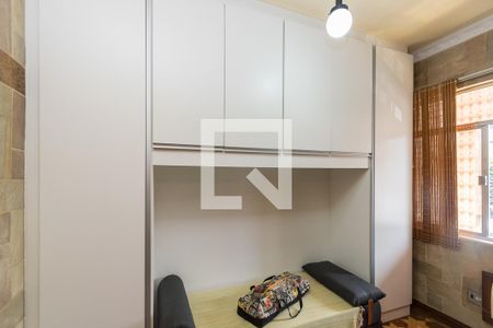 Casa à venda com 200m², 5 quartos e 3 vagas Casa à venda com 200m², 5 quartos e 3 vagasQuarto 3 (2º andar) - Armário