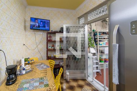 Casa à venda com 200m², 5 quartos e 3 vagas Casa à venda com 200m², 5 quartos e 3 vagasCozinha