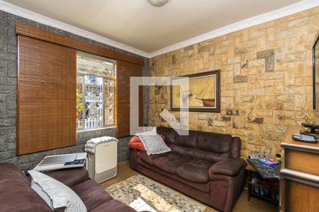 Casa à venda com 200m², 5 quartos e 3 vagas Casa à venda com 200m², 5 quartos e 3 vagasQuarto 1 (1º andar)