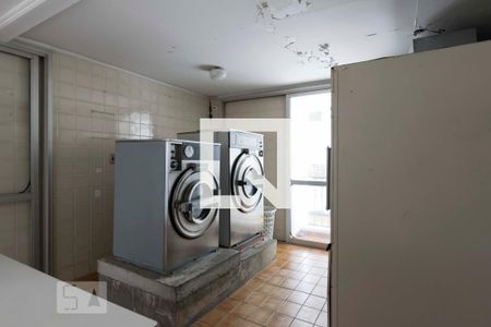 Apartamento à venda com 36m², 1 quarto e 1 vaga Apartamento à venda com 36m², 1 quarto e 1 vagaLavanderia