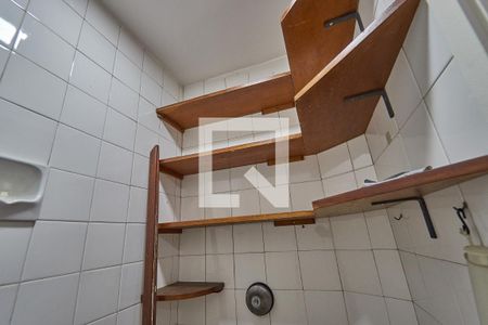 Apartamento para alugar com 60m², 2 quartos e 1 vaga Apartamento para alugar com 60m², 2 quartos e 1 vagaBanheiro de Serviço