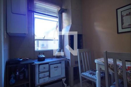 Apartamento à venda com 68m², 2 quartos e 2 vagasCozinha 