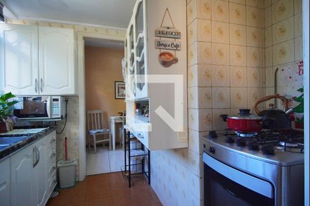 Apartamento à venda com 68m², 2 quartos e 2 vagasCozinha 