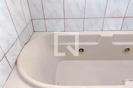 Casa à venda com 84m², 3 quartos e 1 vagaBanheiro