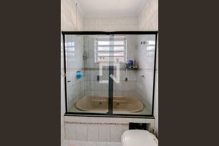 Casa à venda com 84m², 3 quartos e 1 vagaBanheiro