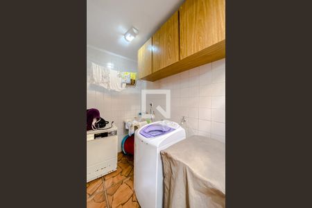 Casa à venda com 84m², 3 quartos e 1 vagaLavanderia