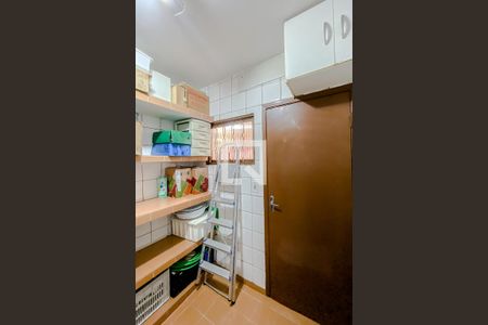 Casa à venda com 84m², 3 quartos e 1 vagaQuarto de Serviço