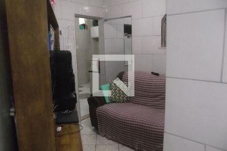 Sala  de casa para alugar com 1 quarto, 60m² em Pilares, Rio de Janeiro