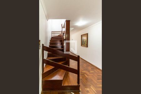 Sala - Detalhe Escada de casa à venda com 3 quartos, 179m² em Mirandópolis, São Paulo
