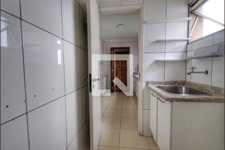 Apartamento à venda com 72m², 3 quartos e 1 vagaÁrea de Serviço