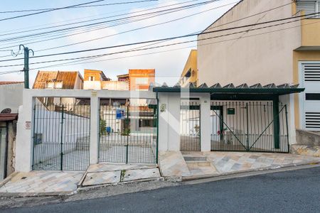 Casa à venda com 250m², 2 quartos e 5 vagasFachada 
