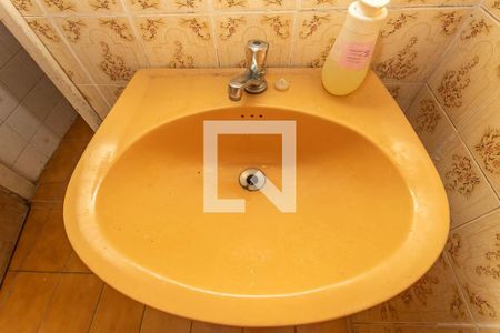 Casa à venda com 250m², 2 quartos e 5 vagasBanheiro 