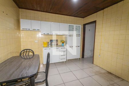 Casa à venda com 250m², 2 quartos e 5 vagasCozinha 