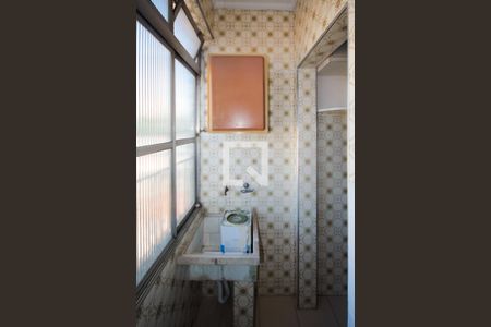 Cozinha de apartamento para alugar com 1 quarto, 45m² em Vila Natália, São Paulo