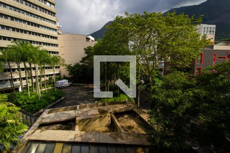 Vista da suíte  de apartamento para alugar com 1 quarto, 76m² em Jardim Botânico, Rio de Janeiro