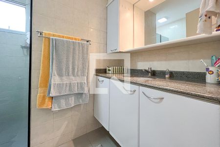 Apartamento para alugar com 70m², 3 quartos e 1 vagaBanheiro
