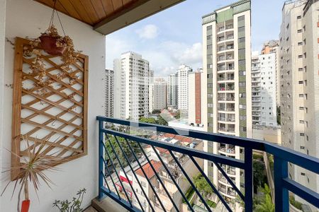 Apartamento para alugar com 70m², 3 quartos e 1 vagaVaranda
