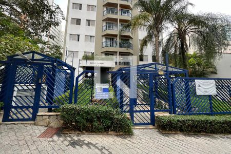 Apartamento para alugar com 70m², 3 quartos e 1 vagaFachada