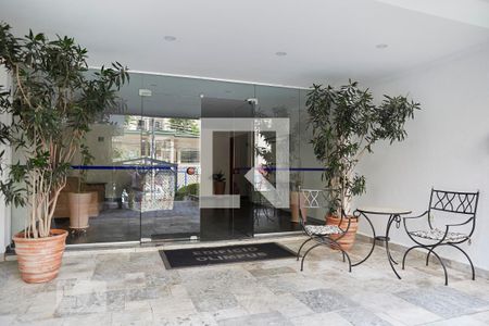Apartamento para alugar com 70m², 3 quartos e 1 vaga Apartamento para alugar com 70m², 3 quartos e 1 vagaHall de entrada