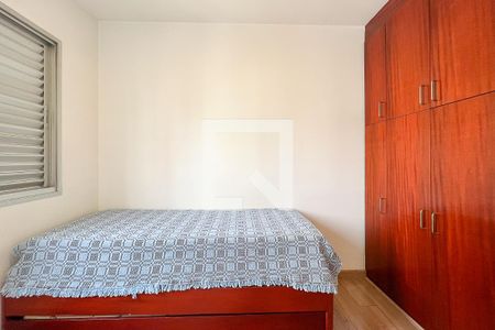 Apartamento para alugar com 70m², 3 quartos e 1 vagaQuarto 2