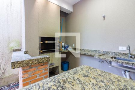 Casa de condomínio à venda com 60m², 2 quartos e 1 vaga Casa de condomínio à venda com 60m², 2 quartos e 1 vagaÁrea Gourmet