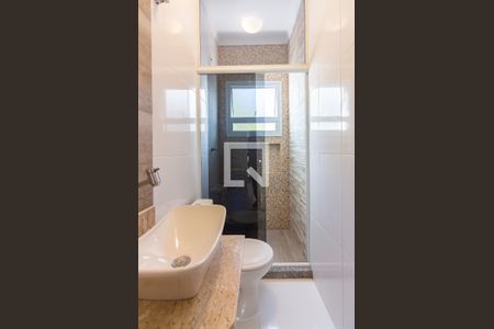 Casa de condomínio à venda com 60m², 2 quartos e 1 vaga Casa de condomínio à venda com 60m², 2 quartos e 1 vagaBanheiro