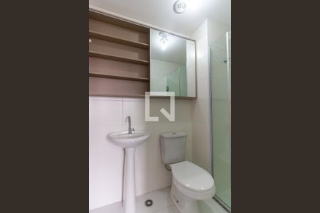 Banheiro de apartamento à venda com 1 quarto, 27m² em Barra Funda, São Paulo