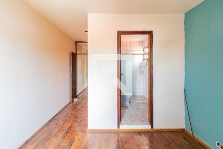 Casa à venda com 220m², 3 quartos e 3 vagas Casa à venda com 220m², 3 quartos e 3 vagasSuite