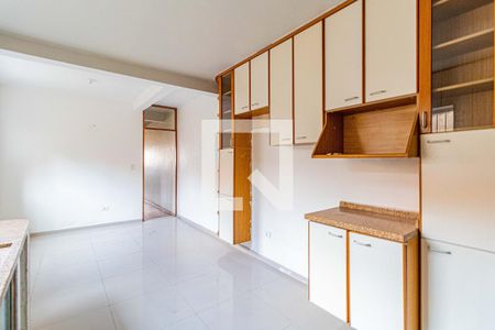 Casa à venda com 220m², 3 quartos e 3 vagas Casa à venda com 220m², 3 quartos e 3 vagasCozinha