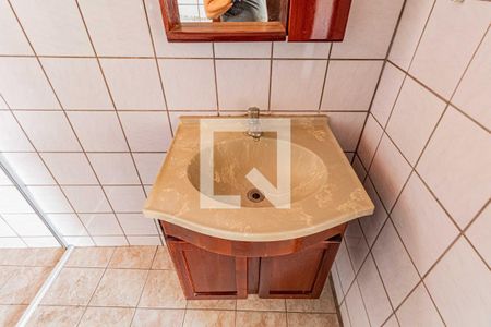 Casa à venda com 220m², 3 quartos e 3 vagas Casa à venda com 220m², 3 quartos e 3 vagasBanheiro da suíte