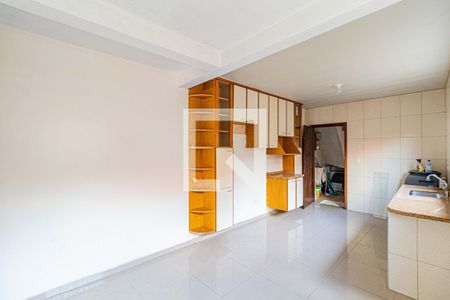 Casa à venda com 220m², 3 quartos e 3 vagas Casa à venda com 220m², 3 quartos e 3 vagasCozinha