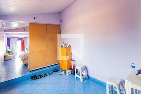 Casa à venda com 220m², 3 quartos e 3 vagas Casa à venda com 220m², 3 quartos e 3 vagasSalão