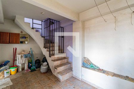 Casa à venda com 220m², 3 quartos e 3 vagas Casa à venda com 220m², 3 quartos e 3 vagasLavanderia