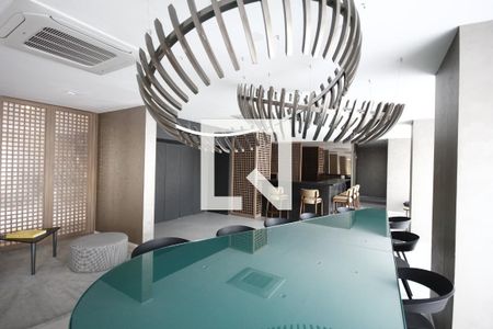 Studio à venda com 38m², 1 quarto e sem vagaÁrea comum - Salão de festas