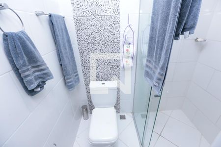 Casa à venda com 328m², 5 quartos e 5 vagasBanheiro da Suíte