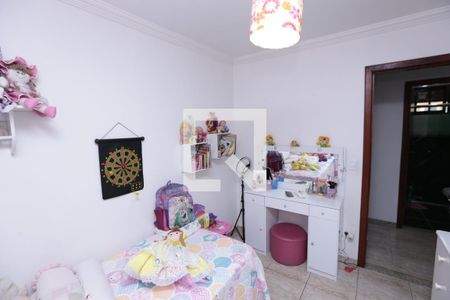 Casa à venda com 328m², 5 quartos e 5 vagasQuarto 3